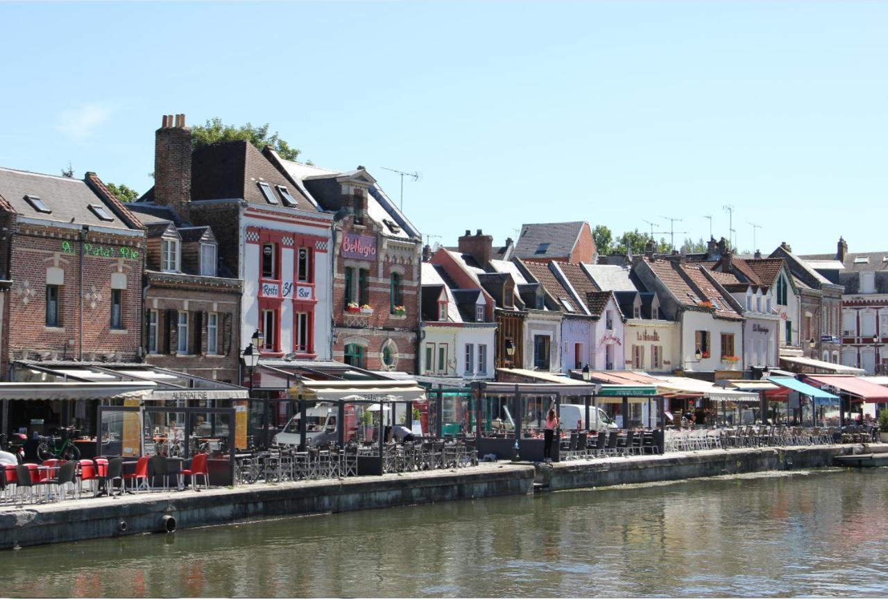 La Waide Beau Studio Centre Ville Wifi Netflix Tout Equipe Amiens Luaran gambar